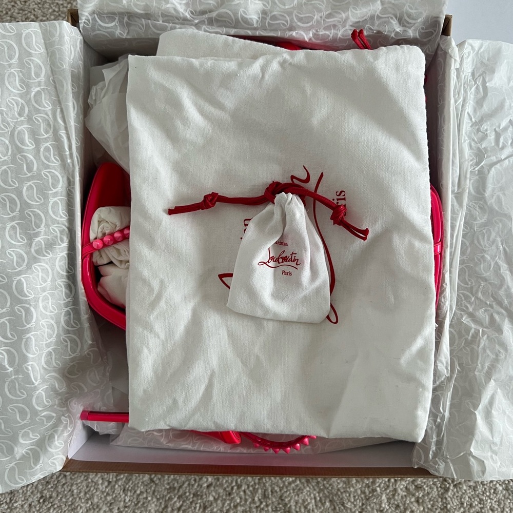 Christian Louboutin So Me 100 Heels - Picture 7 of 7